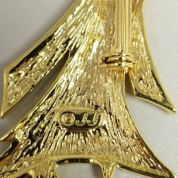 Vintage JJ Tall Elegant Woman in Dress with Fan Brooch, Matte Gold Tone, Signed - Picture 4 of 9